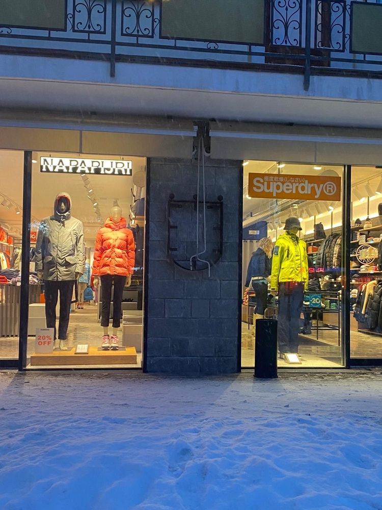 Superdry & Napapijri