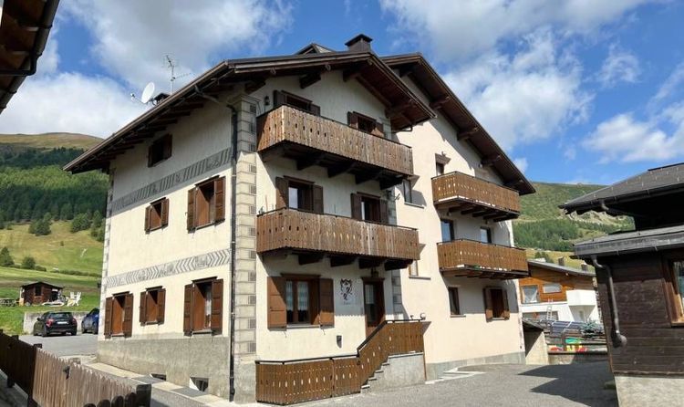 Apartments Cusini Saroch