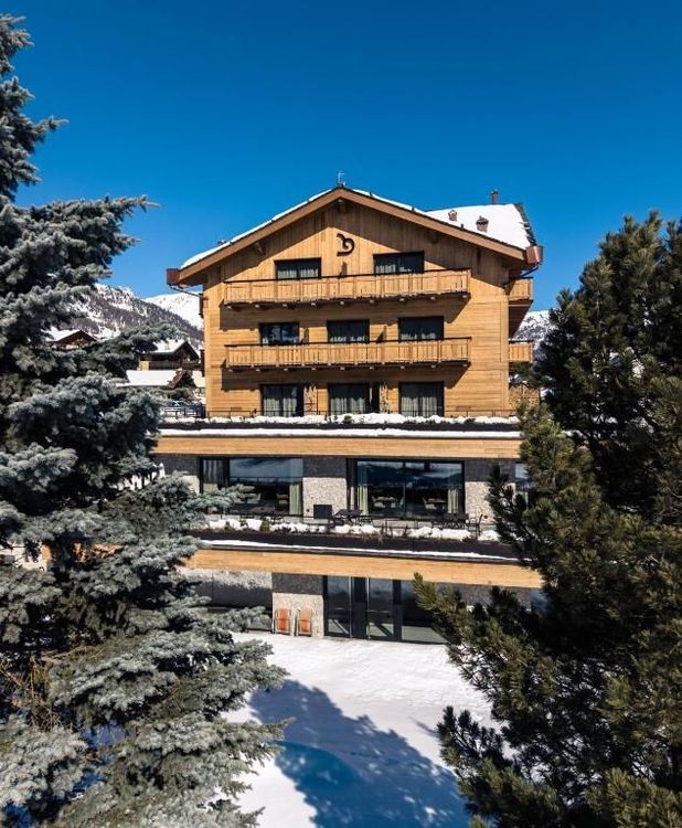 Paradise Lodge